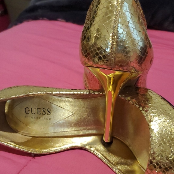 Gold snake skin heels - Picture 1 of 2